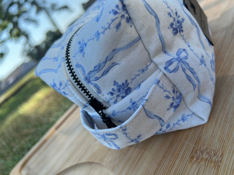 Blue Floral Toile Quilted Boxed Pouch